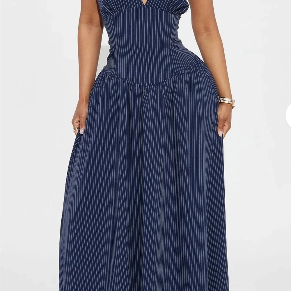 Jayla Pinstripe Halter Maxi Dress - Navy/combo Size L - Picture 1 of 7